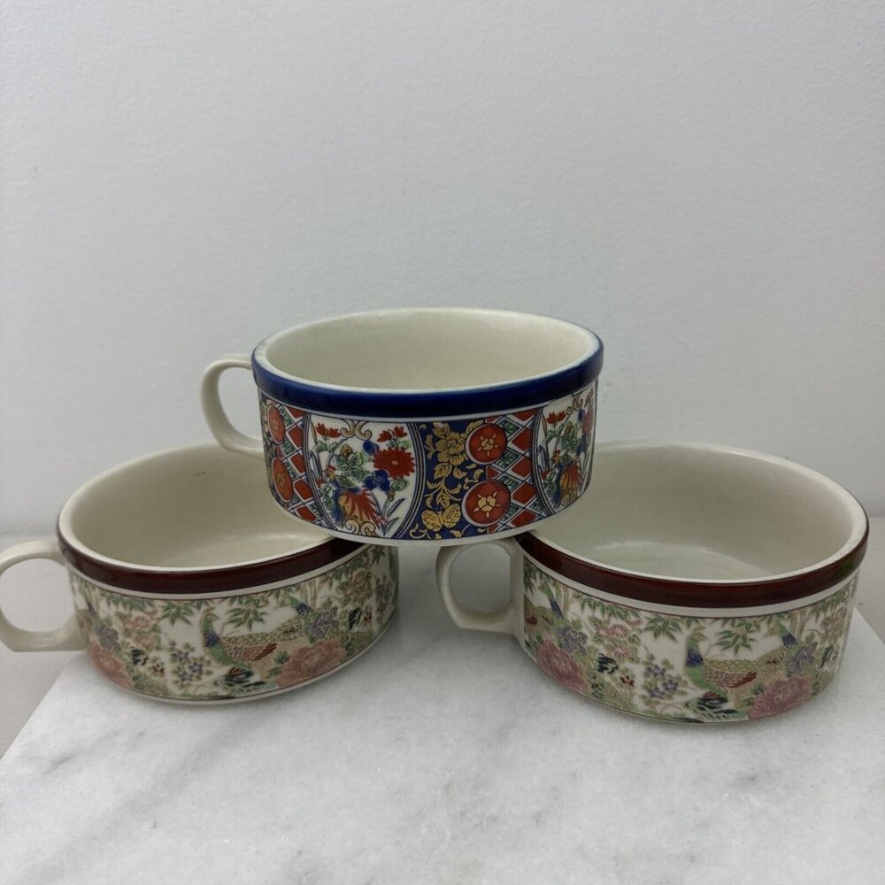 3 GHC vintage soup cup
